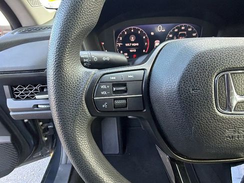 Used 2023 Honda Accord EX image 26
