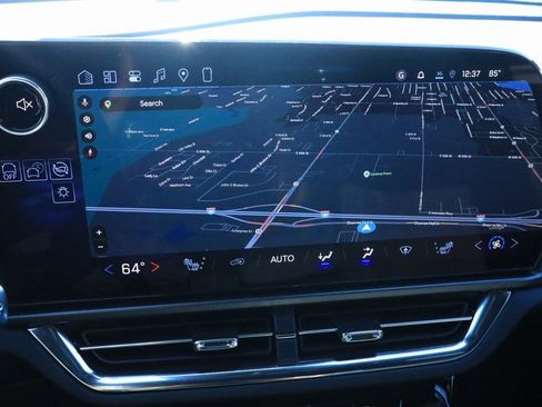 New 2026 Chevrolet Equinox EV LT image 7