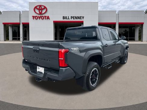 Used 2024 Toyota Tacoma TRD Off-Road AWD/4WD image 7
