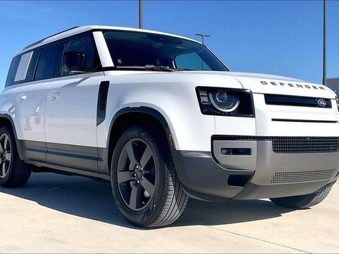 New 2026 Land Rover Defender 110 S image 2