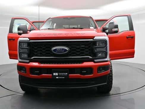 Used 2024 Ford F250 XL w/ STX Appearance Package image 28