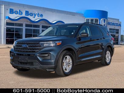 Used 2023 Ford Explorer XLT w/ Class IV Trailer Tow Package