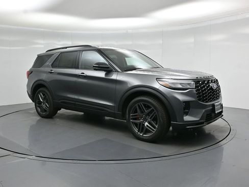 New 2026 Ford Explorer ST-Line RWD image 27
