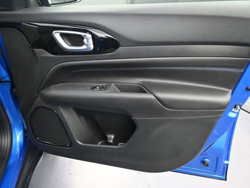 New 2026 Jeep Compass Latitude image 35