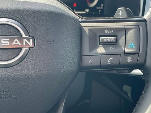 New 2026 Nissan Pathfinder SL AWD/4WD image 18