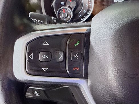 Used 2019 RAM 1500 Big Horn AWD/4WD image 14