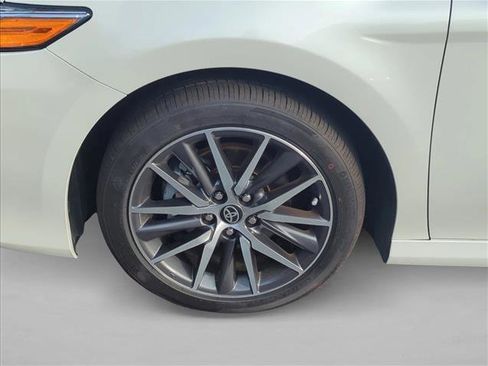 Used 2024 Toyota Camry XLE image 24