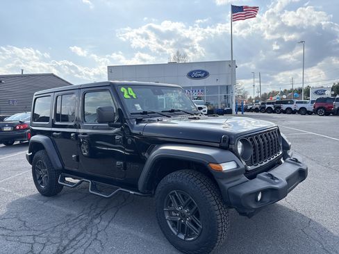 Used 2024 Jeep Wrangler Unlimited Sport AWD/4WD image 1
