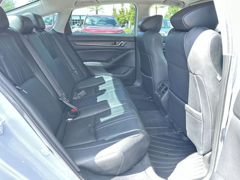 Used 2022 Honda Accord Touring image 16
