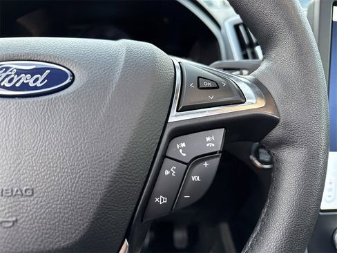 Used 2022 Ford Edge SEL w/ Convenience Package image 21