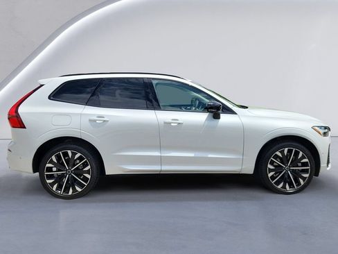 New 2026 Volvo XC60 T8 Ultra w/ Protection Package Premier AWD/4WD image 3