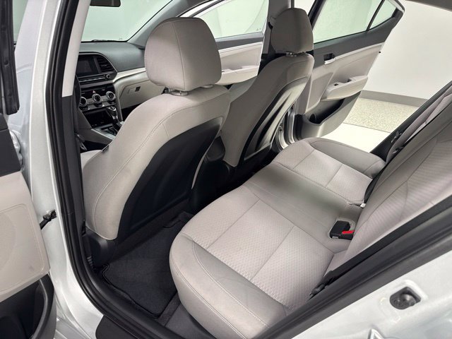 Used 2019 Hyundai Elantra SE FWD image 20
