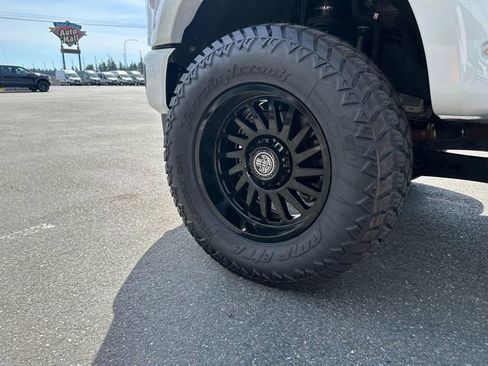 Used 2024 Ford F350 XLT w/ FX4 Off-Road Package AWD/4WD image 28