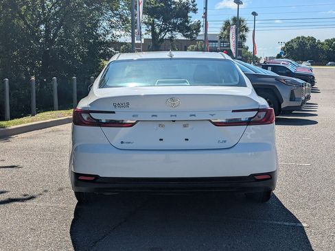 Certified 2025 Toyota Camry LE FWD image 4