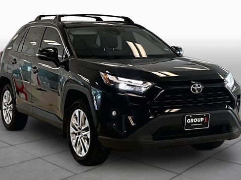 Used 2025 Toyota RAV4 XLE Premium FWD image 2