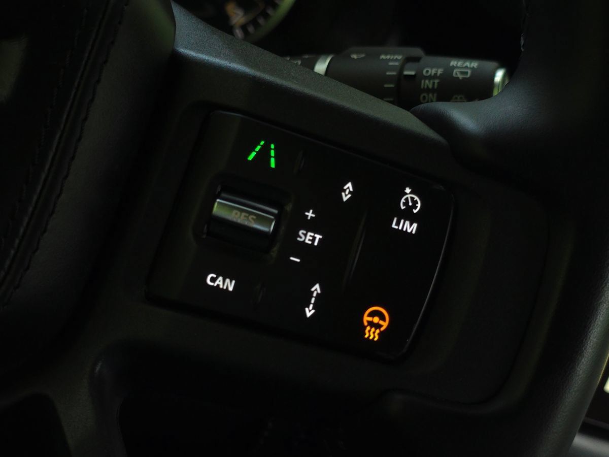 Used 2023 Land Rover Defender 130 X AWD/4WD image 64