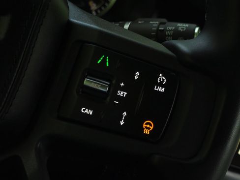 Used 2023 Land Rover Defender 130 X AWD/4WD image 64