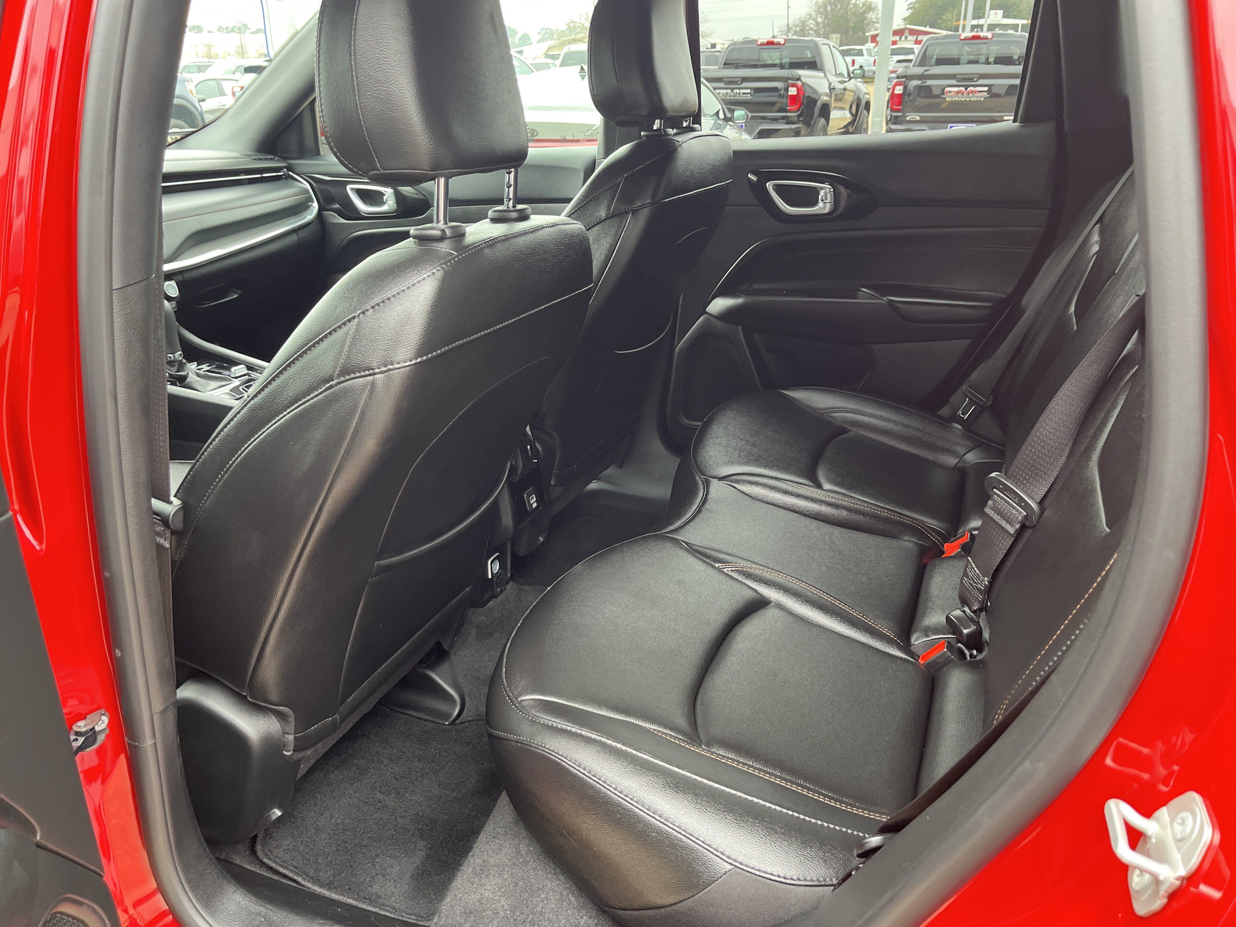 Used 2024 Jeep Compass Limited AWD/4WD image 10
