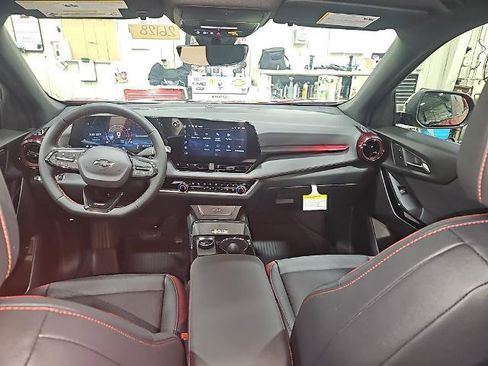 New 2026 Chevrolet Equinox RS image 17