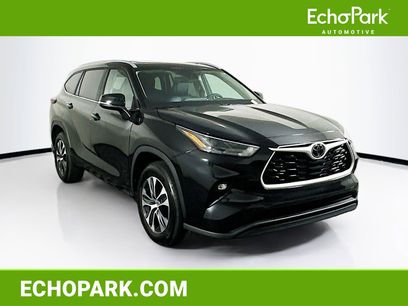 Used 2025 Toyota Highlander XLE