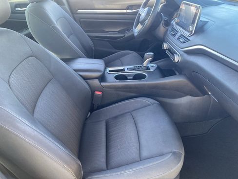 Used 2022 Nissan Altima 2.5 SV image 12