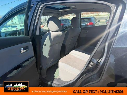 Used 2012 Nissan Sentra 2.0 SR w/ Special Edition Pkg FWD image 10