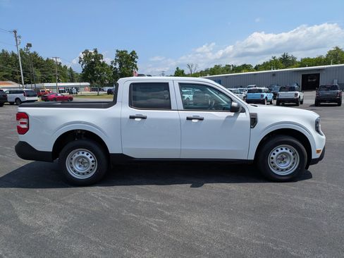 Used 2026 Ford Maverick XL w/ Equipment Group 101A AWD/4WD image 2