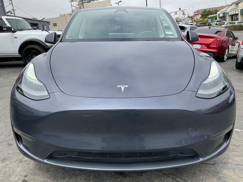 Used 2023 Tesla Model Y 2WD image 96