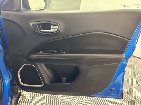 Used 2018 Jeep Compass Limited AWD/4WD image 31