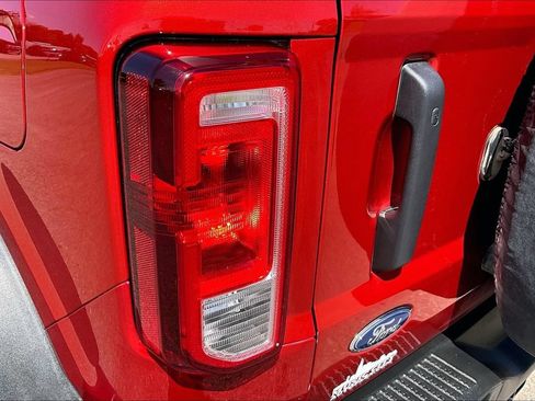 Used 2022 Ford Bronco Black Diamond AWD/4WD image 25