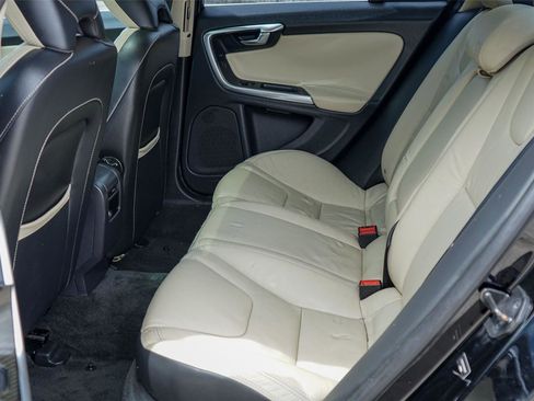 Used 2013 Volvo S60 T5 image 25