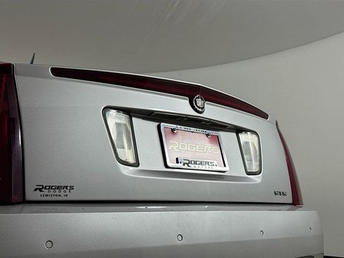 Used 2006 Cadillac STS image 26