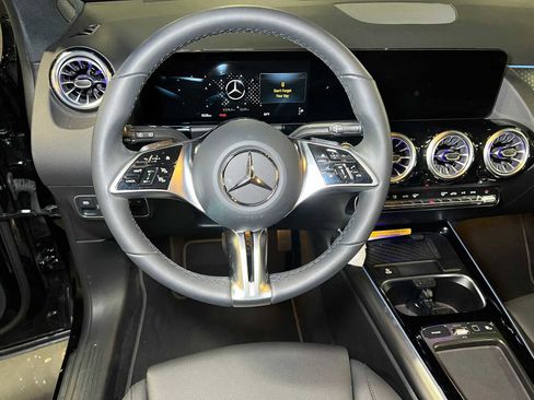 Certified 2025 Mercedes-Benz GLA 250 4MATIC image 23