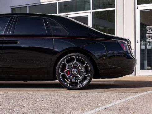 Certified 2025 Rolls-Royce Ghost Black Badge AWD/4WD image 15