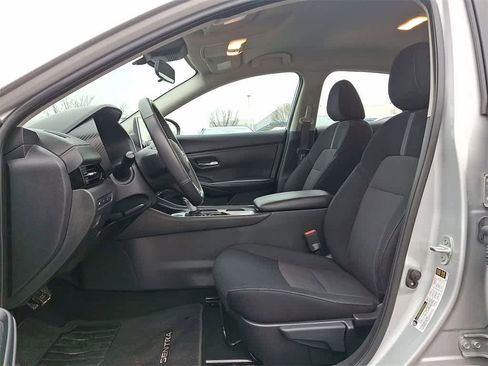 Used 2022 Nissan Sentra SV w/ Trunk Package image 11