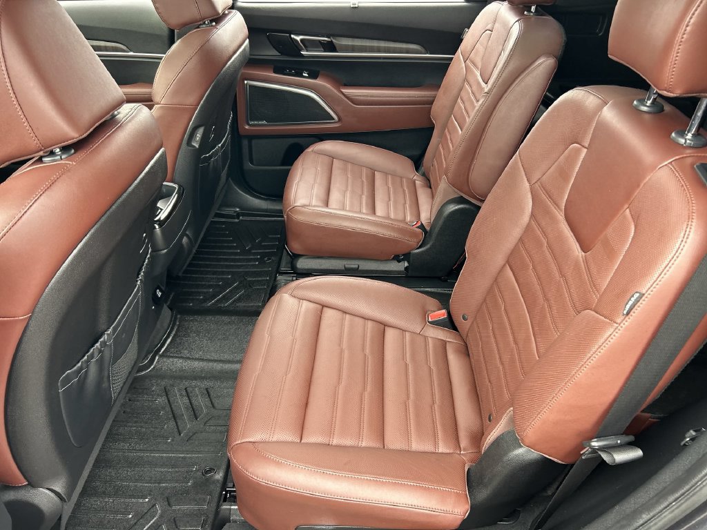 Used 2023 Kia Telluride SX Prestige AWD/4WD image 26