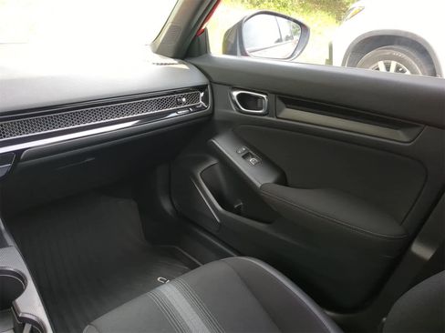 Used 2023 Honda Civic Sport image 16