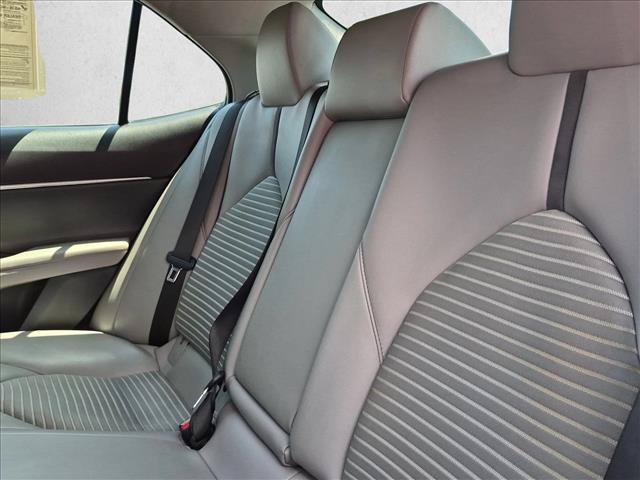 Used 2021 Toyota Camry SE FWD image 19