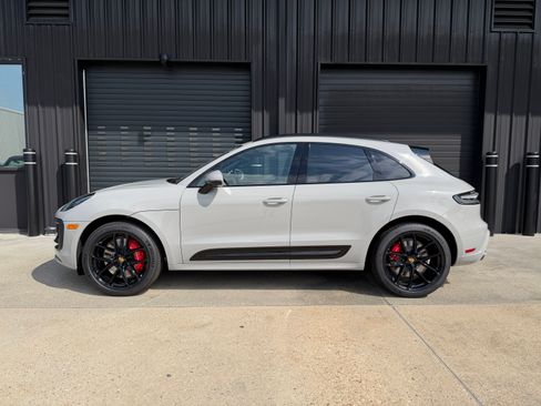 New 2026 Porsche Macan S AWD/4WD image 8