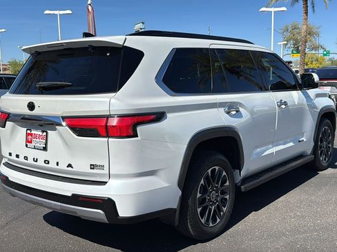 Used 2023 Toyota Sequoia Limited image 7
