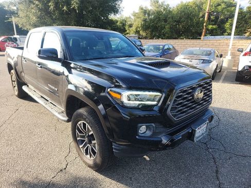 Used 2021 Toyota Tacoma TRD Sport w/ Technology Package AWD/4WD image 7