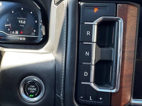 Used 2023 GMC Yukon Denali Ultimate AWD/4WD image 19