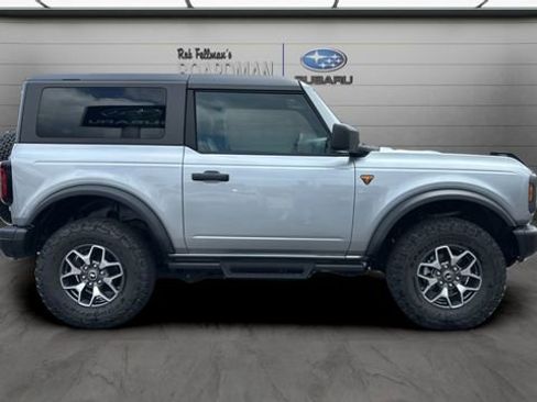 Used 2023 Ford Bronco Badlands AWD/4WD image 3