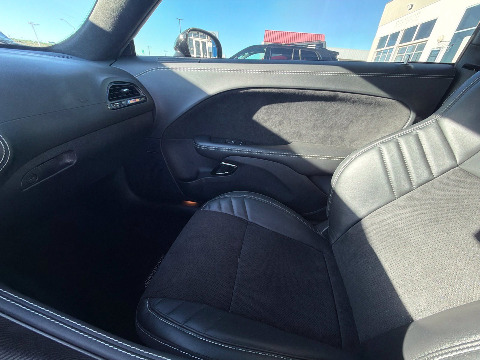 Used 2023 Dodge Challenger SRT Hellcat Redeye RWD image 8
