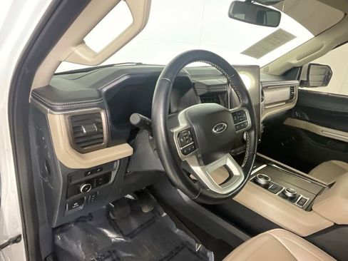 Used 2024 Ford Expedition Limited AWD/4WD image 33