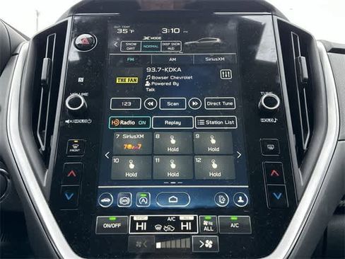 Certified 2025 Subaru Crosstrek 2.0i Premium image 12