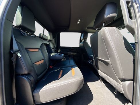 Used 2022 GMC Sierra 2500 AT4 w/ AT4 Preferred Package image 26