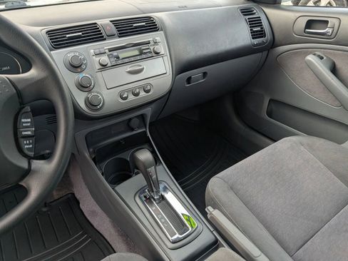 Used 2005 Honda Civic Hybrid Sedan image 12