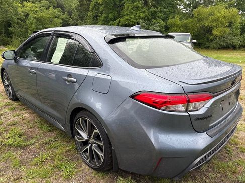 Used 2022 Toyota Corolla SE w/ SE Premium Package FWD image 14