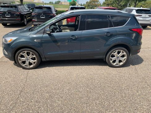 Used 2019 Ford Escape Titanium AWD/4WD image 6